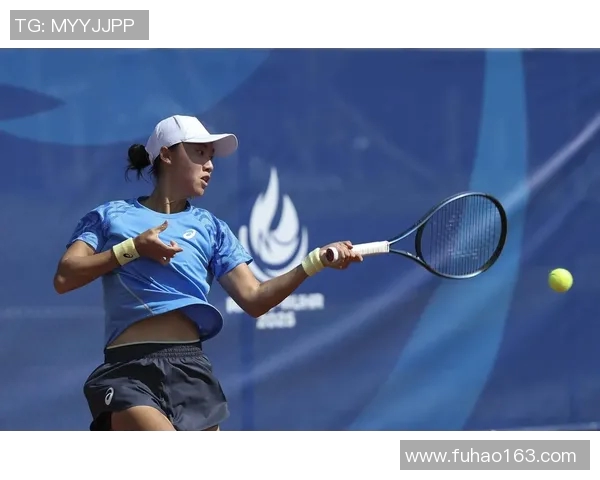 网球传奇人物背后的奋斗与荣耀：从初学者到世界顶尖选手的成长之路